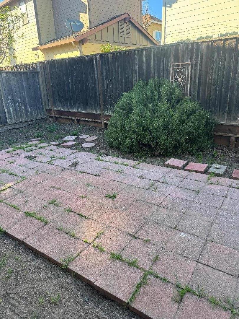 Detail Gallery Image 13 of 13 For 624 Gardenia Pl, Soledad,  CA 93960 - 3 Beds | 2/1 Baths