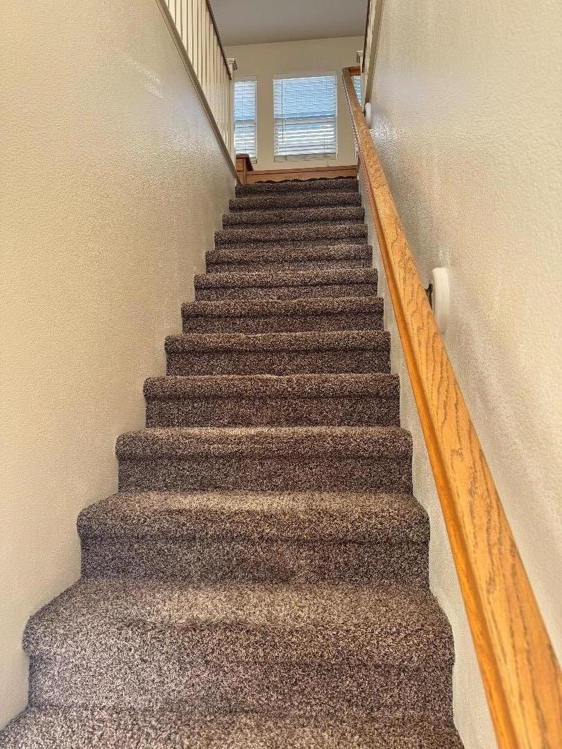 Detail Gallery Image 7 of 13 For 624 Gardenia Pl, Soledad,  CA 93960 - 3 Beds | 2/1 Baths