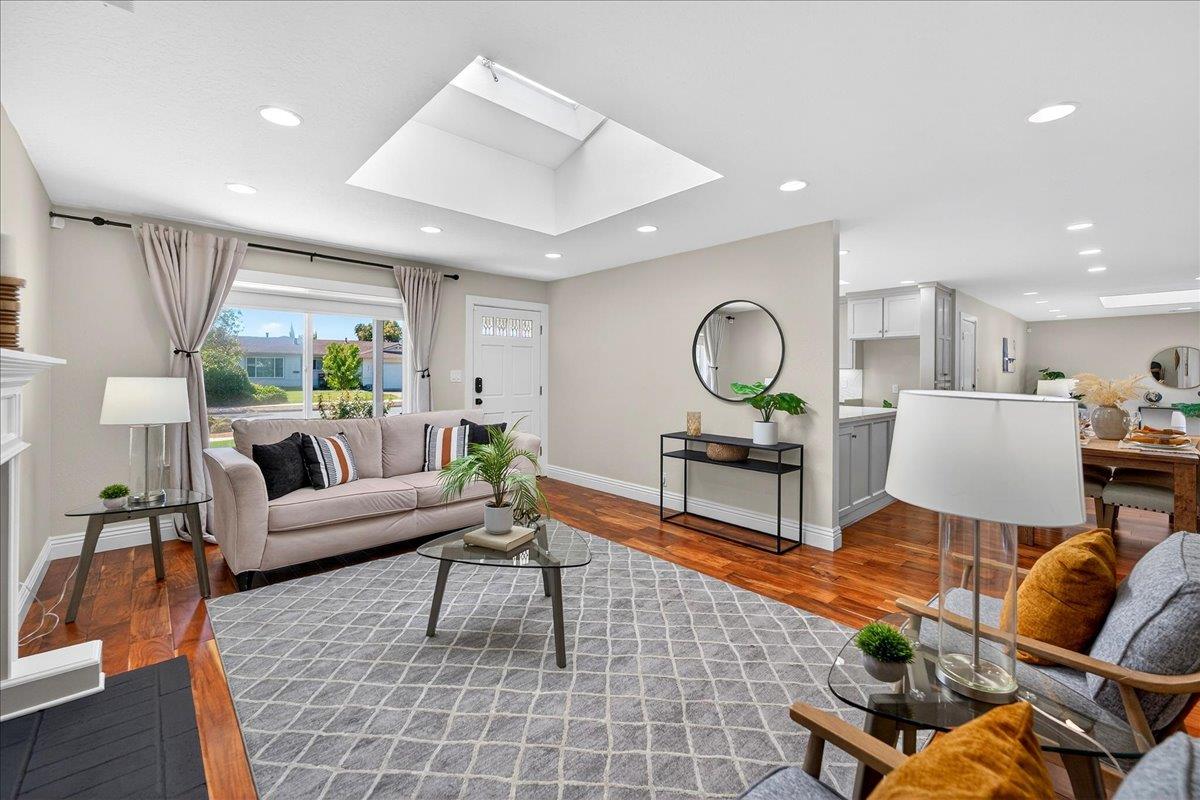 Detail Gallery Image 10 of 61 For 1313 Lindsay Way, San Jose,  CA 95118 - 3 Beds | 2 Baths