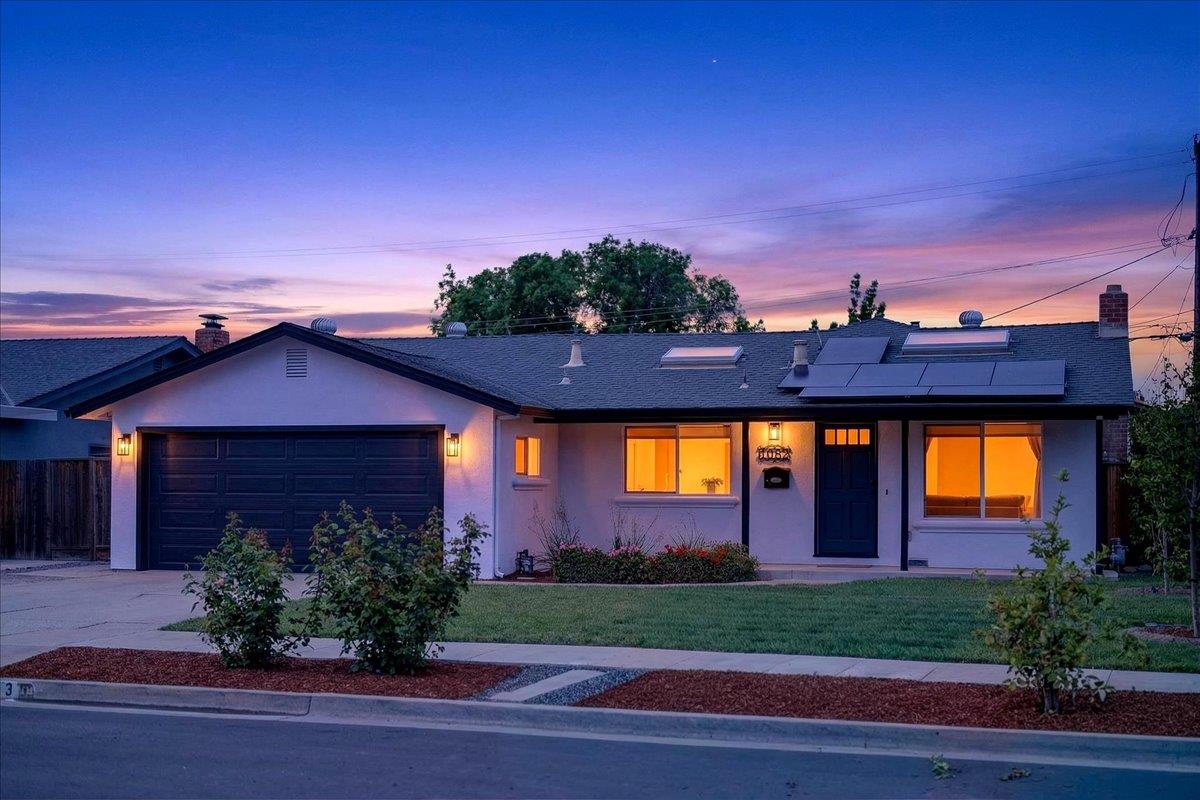 Detail Gallery Image 3 of 61 For 1313 Lindsay Way, San Jose,  CA 95118 - 3 Beds | 2 Baths