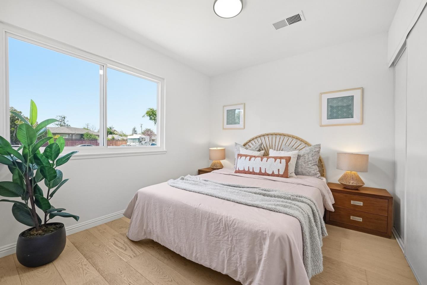 Detail Gallery Image 16 of 40 For 2013 Cabrillo Ct, Santa Clara,  CA 95051 - 4 Beds | 2 Baths