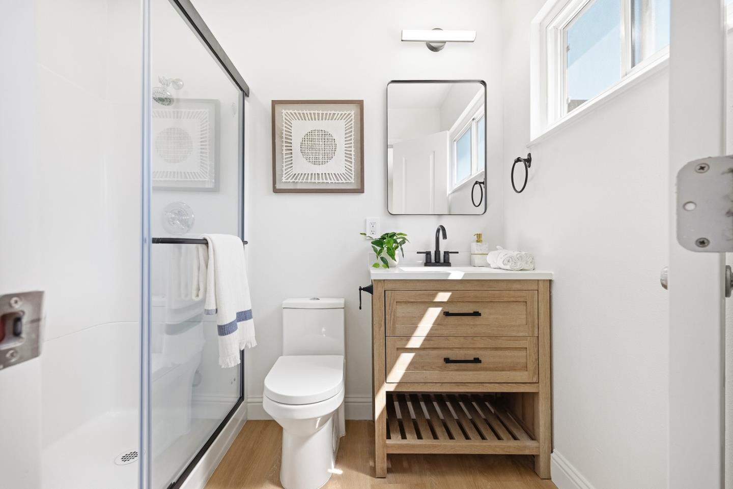 Detail Gallery Image 18 of 40 For 2013 Cabrillo Ct, Santa Clara,  CA 95051 - 4 Beds | 2 Baths