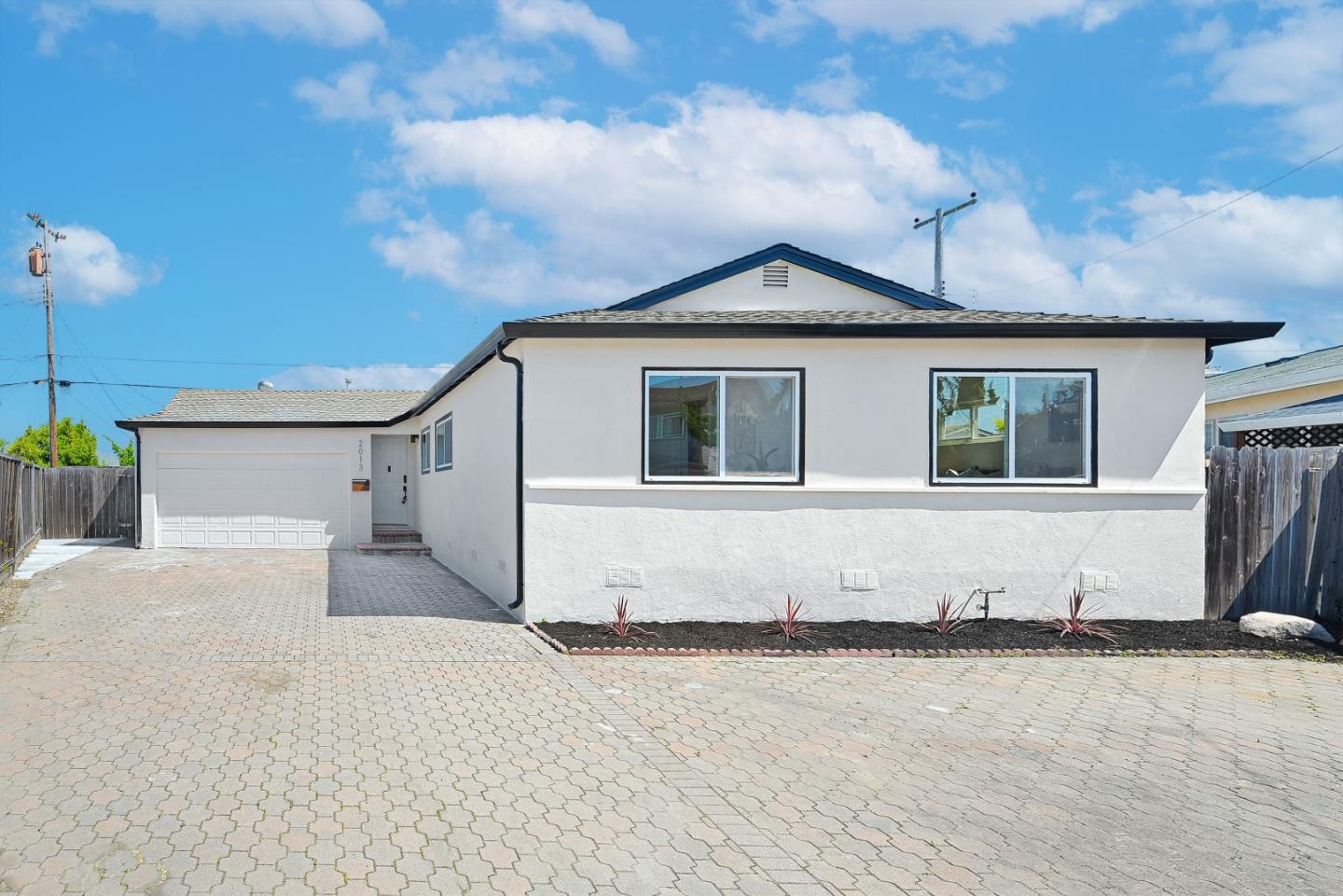 Detail Gallery Image 3 of 40 For 2013 Cabrillo Ct, Santa Clara,  CA 95051 - 4 Beds | 2 Baths