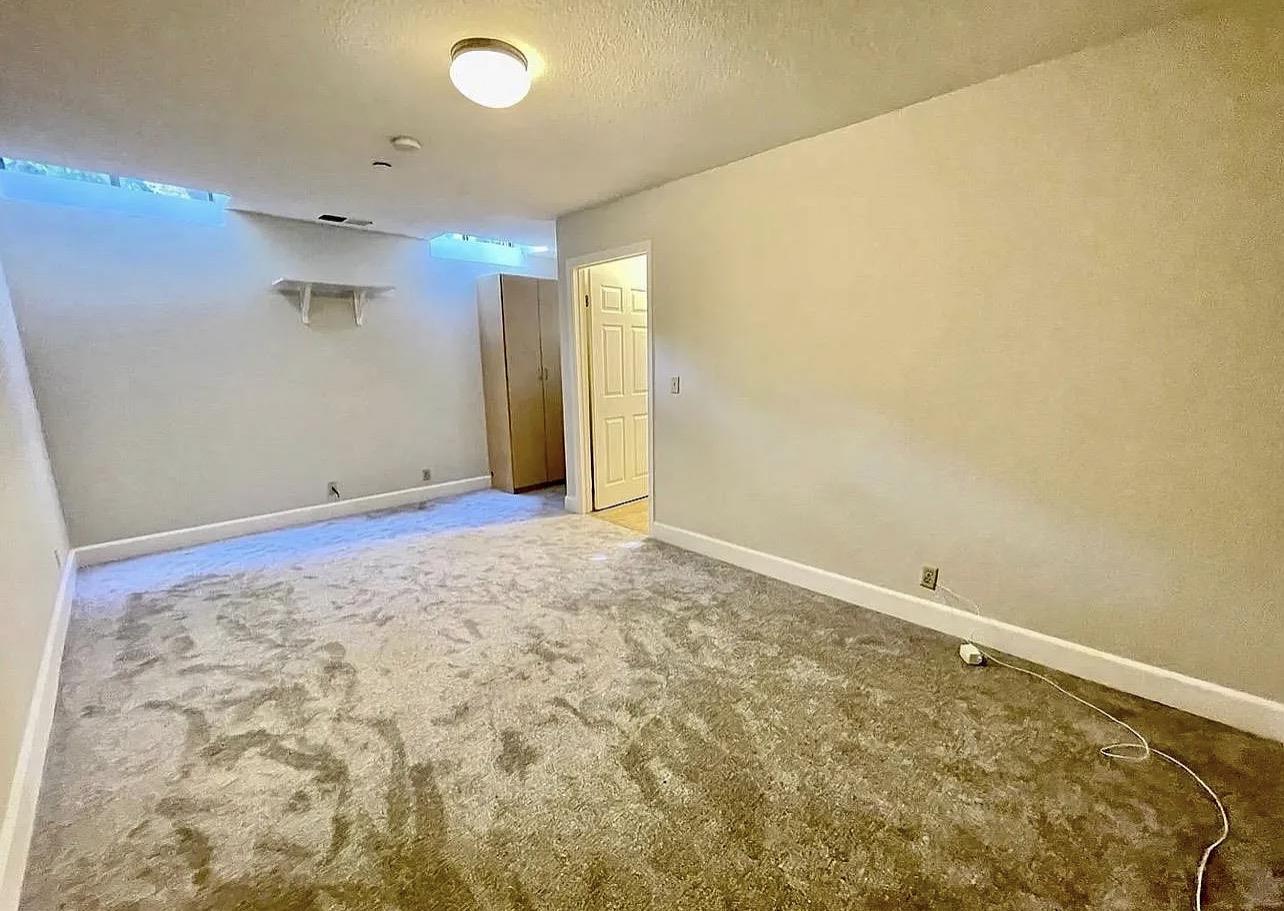 Detail Gallery Image 21 of 31 For 959 La Mesa Ter #G,  Sunnyvale,  CA 94086 - 3 Beds | 2/1 Baths