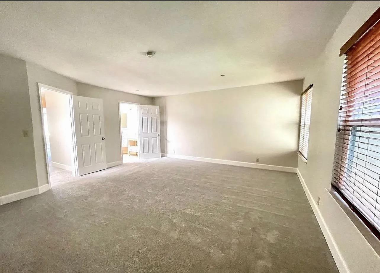 Detail Gallery Image 26 of 31 For 959 La Mesa Ter #G,  Sunnyvale,  CA 94086 - 3 Beds | 2/1 Baths