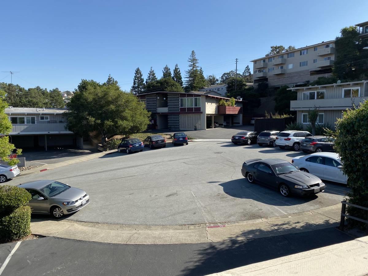 Detail Gallery Image 28 of 32 For Garden Ct, Belmont,  CA 94002 - – Beds | – Baths