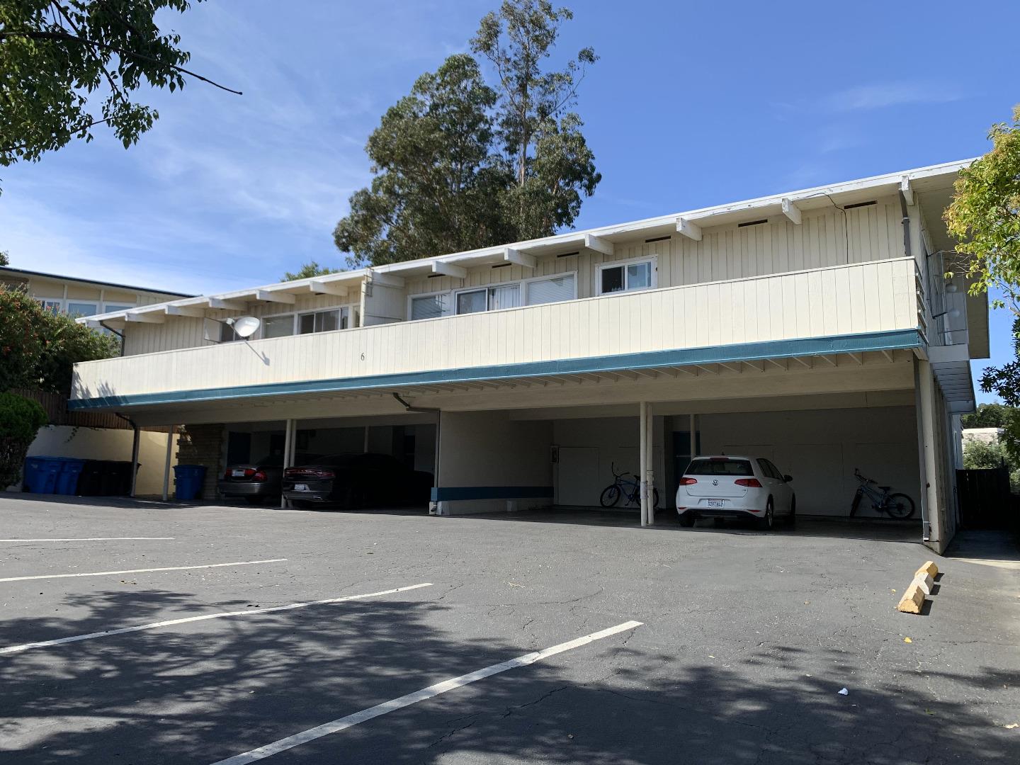 Detail Gallery Image 3 of 32 For Garden Ct, Belmont,  CA 94002 - – Beds | – Baths