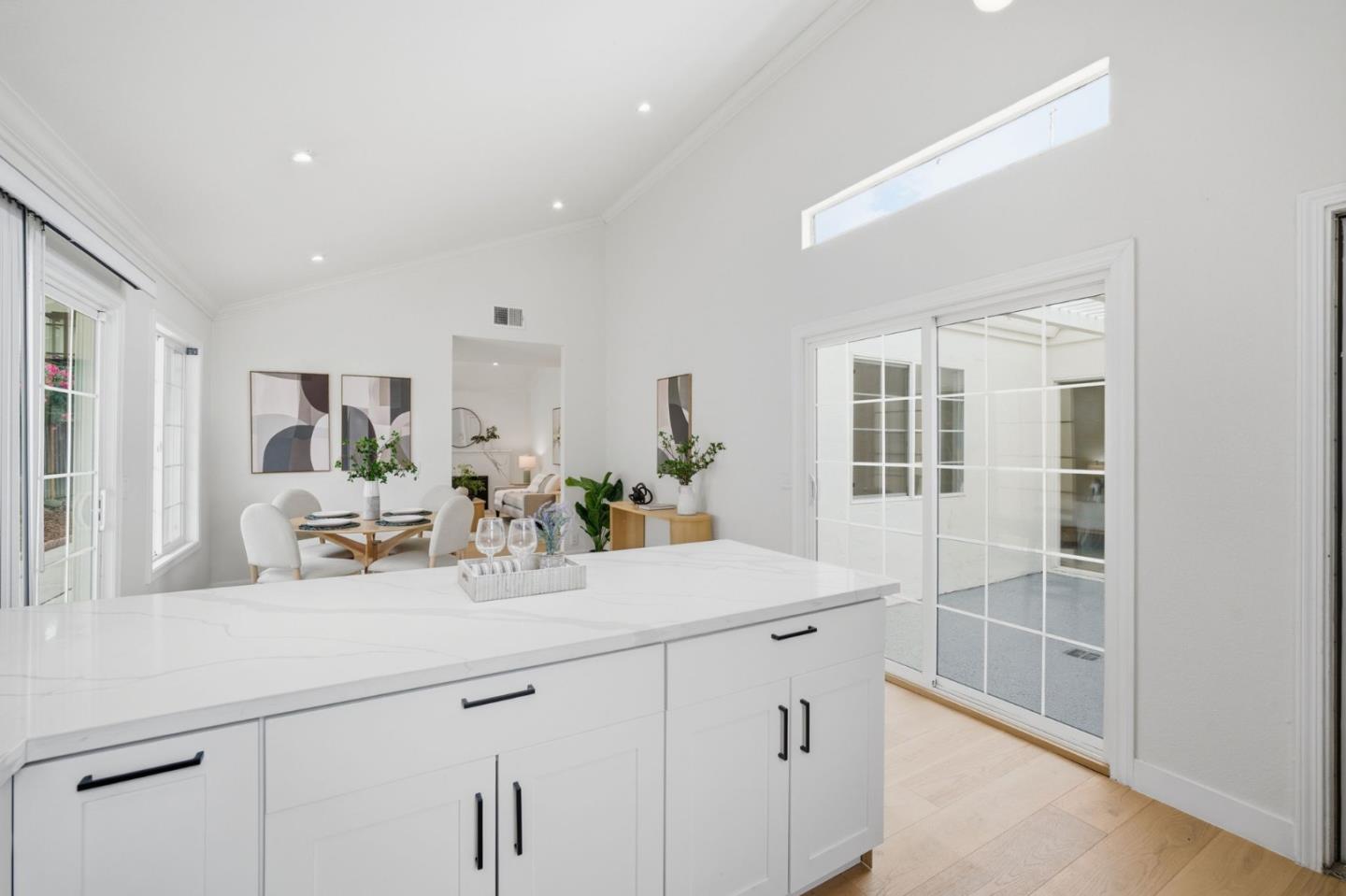 Detail Gallery Image 18 of 38 For 5353 Larch Grove Pl, San Jose,  CA 95123 - 4 Beds | 2 Baths