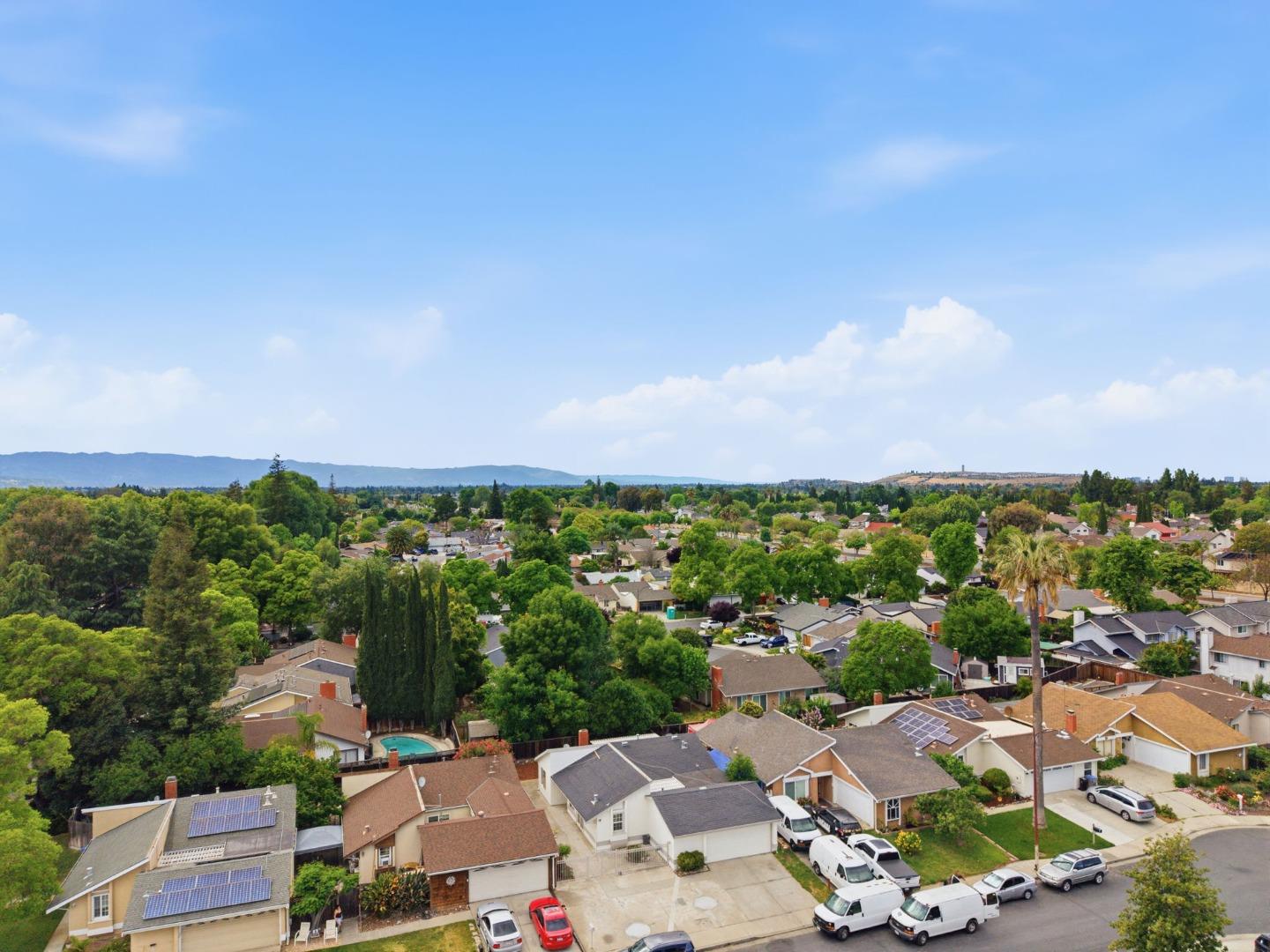 Detail Gallery Image 31 of 38 For 5353 Larch Grove Pl, San Jose,  CA 95123 - 4 Beds | 2 Baths