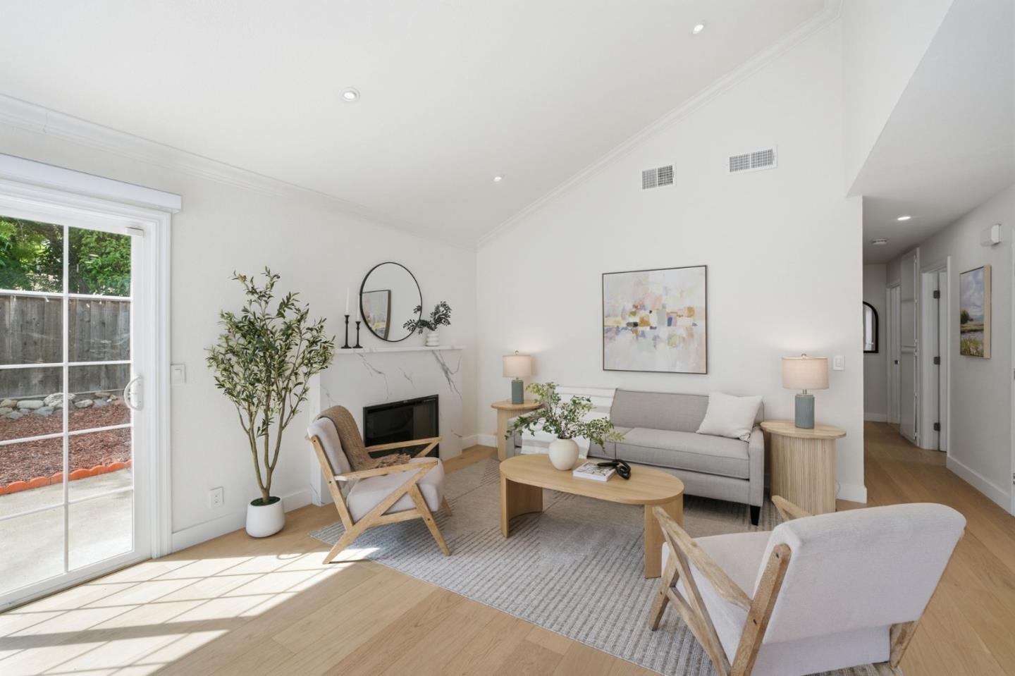 Detail Gallery Image 5 of 38 For 5353 Larch Grove Pl, San Jose,  CA 95123 - 4 Beds | 2 Baths