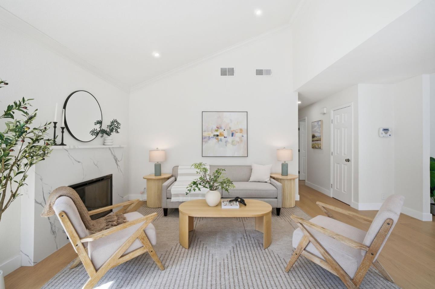 Detail Gallery Image 8 of 38 For 5353 Larch Grove Pl, San Jose,  CA 95123 - 4 Beds | 2 Baths