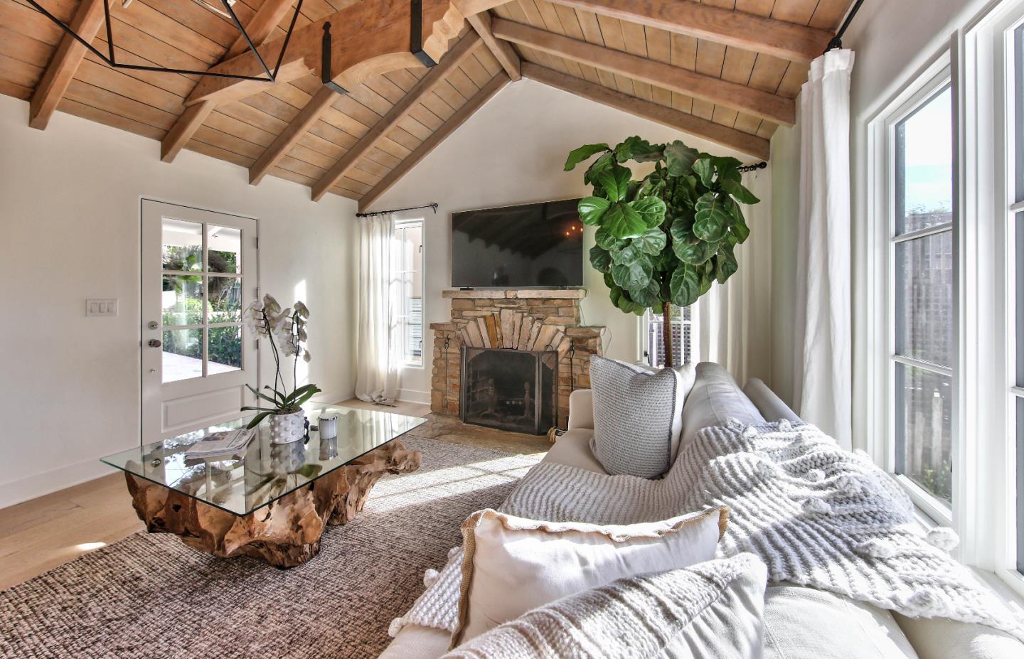 Detail Gallery Image 5 of 24 For 0 Camino Real, Carmel,  CA 93921 - 3 Beds | 2 Baths