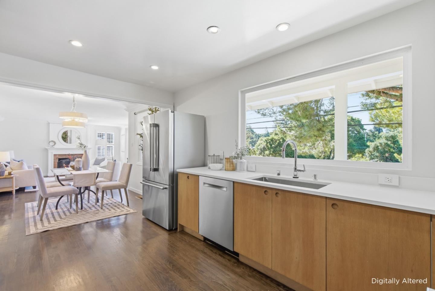 Detail Gallery Image 15 of 43 For 1860 San Carlos Ave, San Carlos,  CA 94070 - 3 Beds | 2 Baths