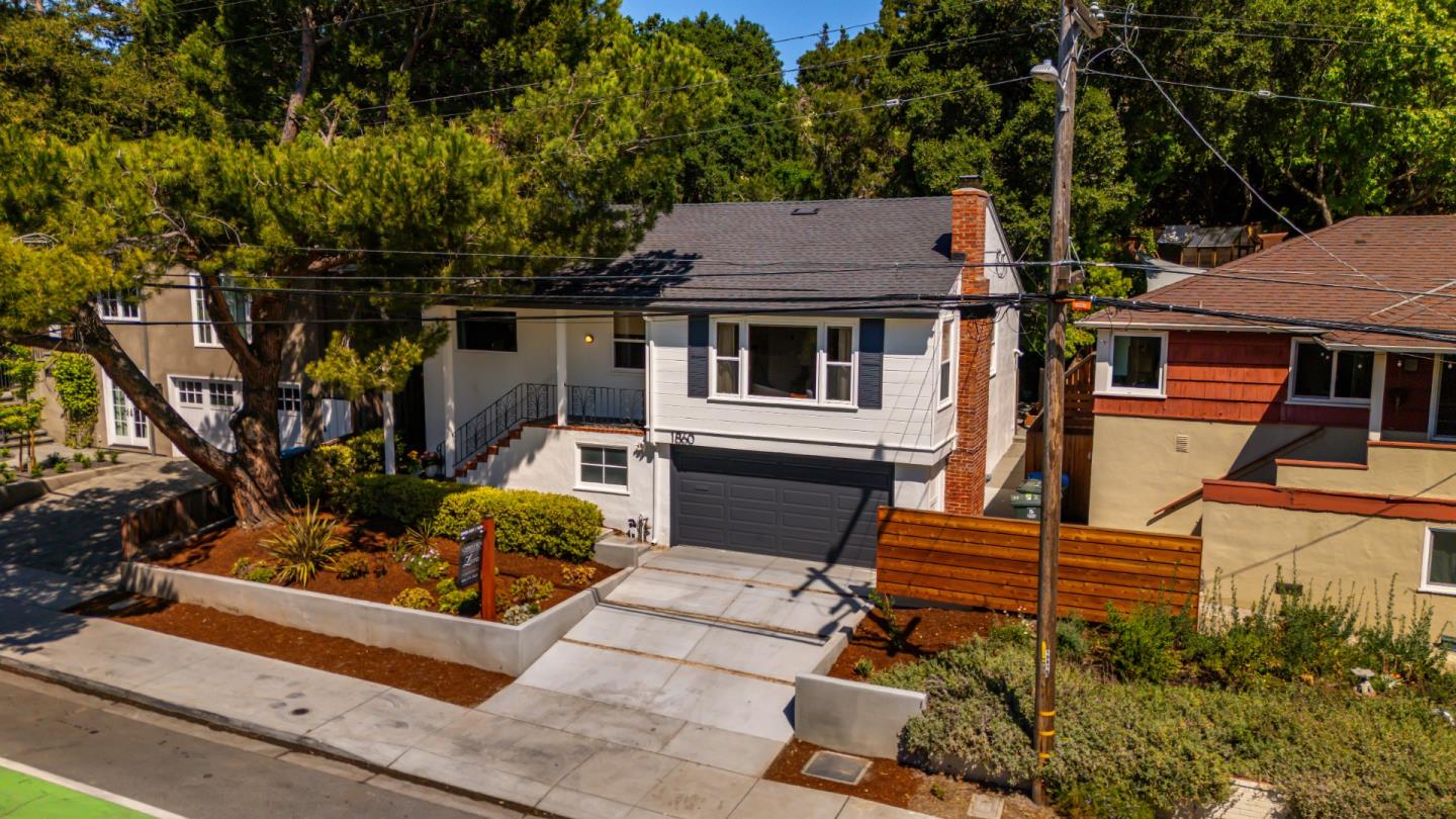 Detail Gallery Image 37 of 43 For 1860 San Carlos Ave, San Carlos,  CA 94070 - 3 Beds | 2 Baths