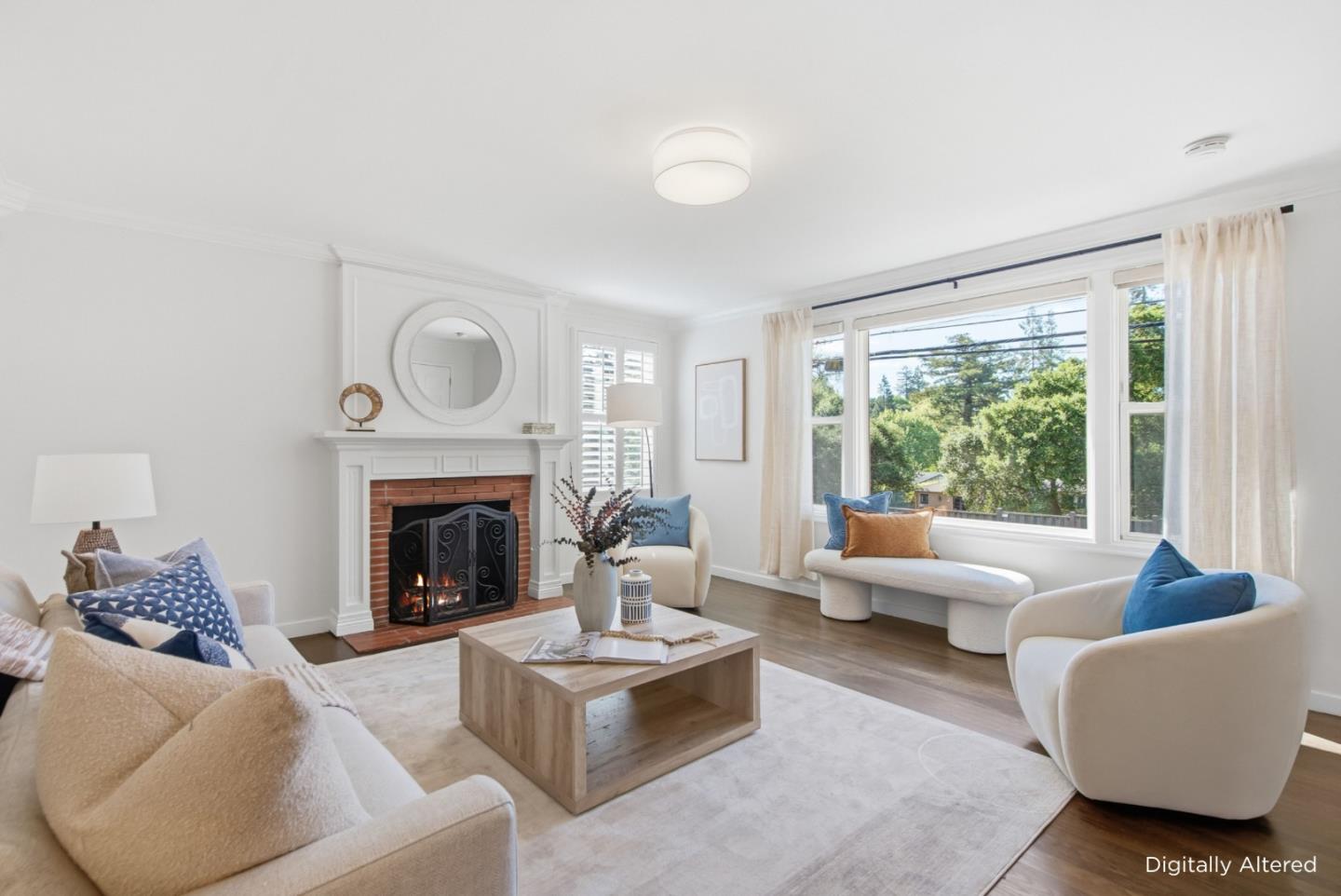 Detail Gallery Image 5 of 43 For 1860 San Carlos Ave, San Carlos,  CA 94070 - 3 Beds | 2 Baths