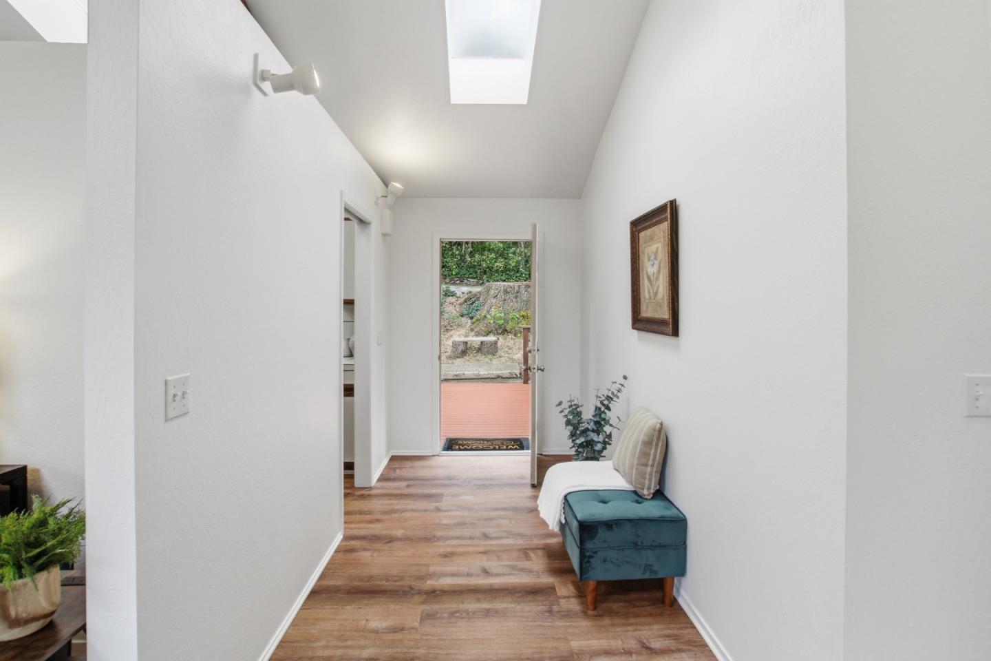 Detail Gallery Image 4 of 41 For 75 Redwood Dr, La Honda,  CA 94020 - – Beds | – Baths