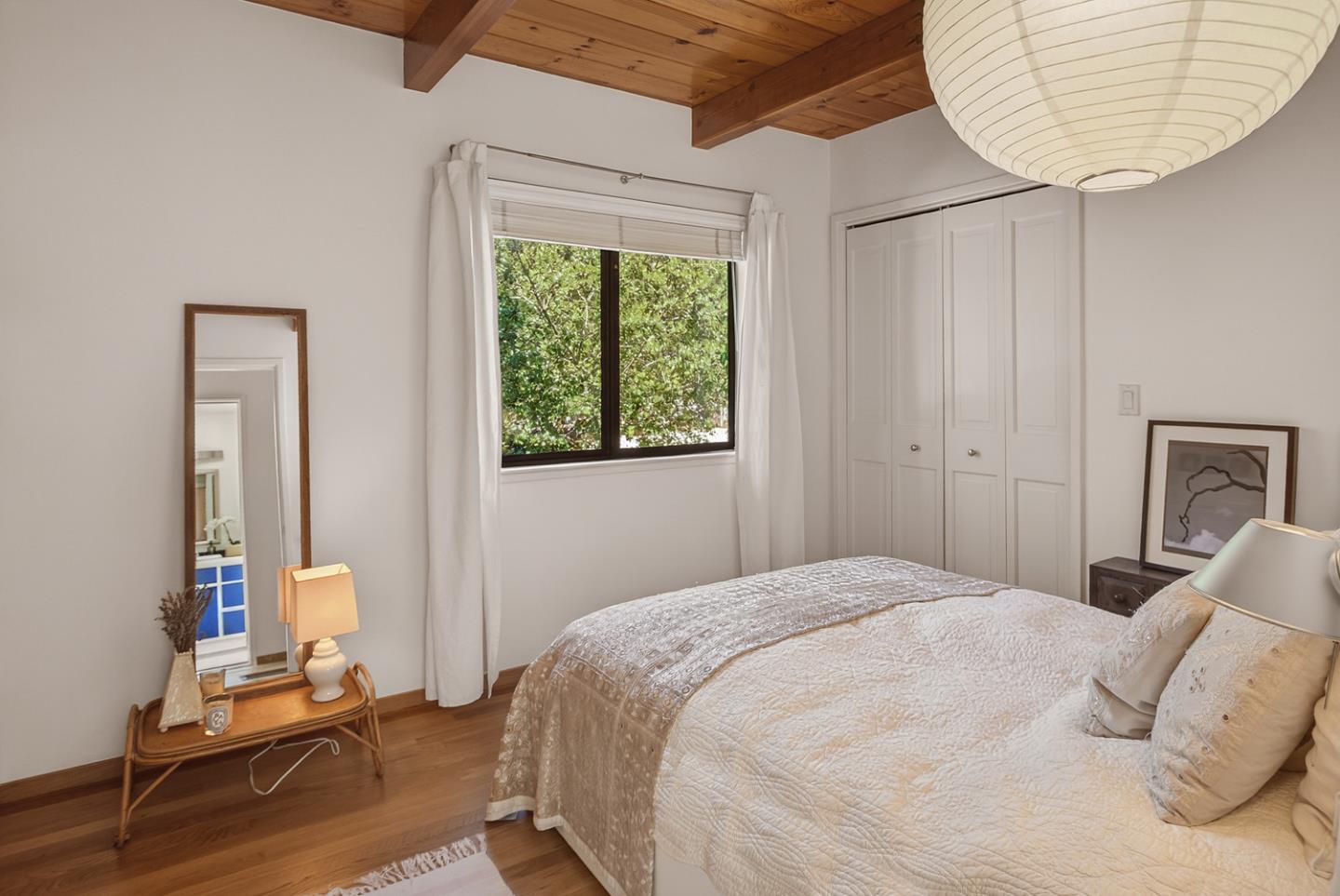 Detail Gallery Image 14 of 38 For 175 Alta Mesa Rd, Woodside,  CA 94062 - 4 Beds | 3/1 Baths