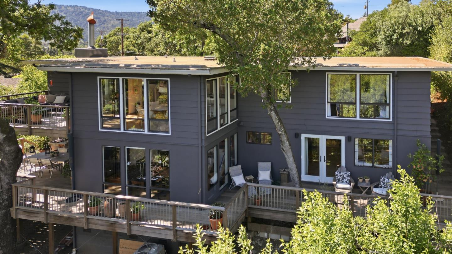 Detail Gallery Image 24 of 38 For 175 Alta Mesa Rd, Woodside,  CA 94062 - 4 Beds | 3/1 Baths