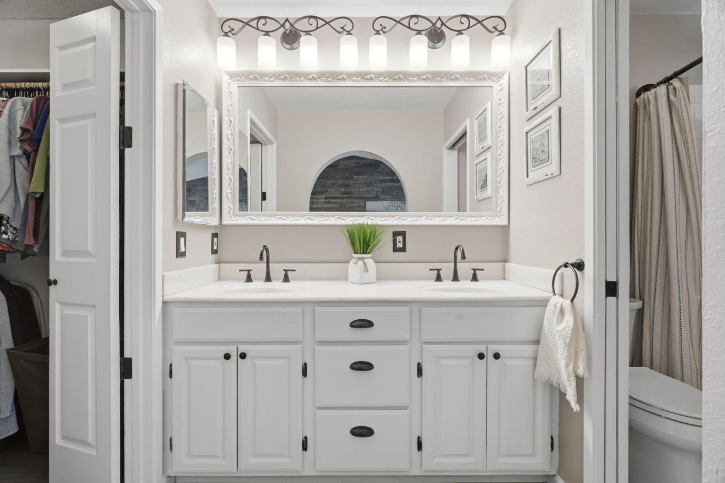 Detail Gallery Image 18 of 30 For 1140 Valbusa, Gilroy,  CA 95020 - 3 Beds | 2 Baths