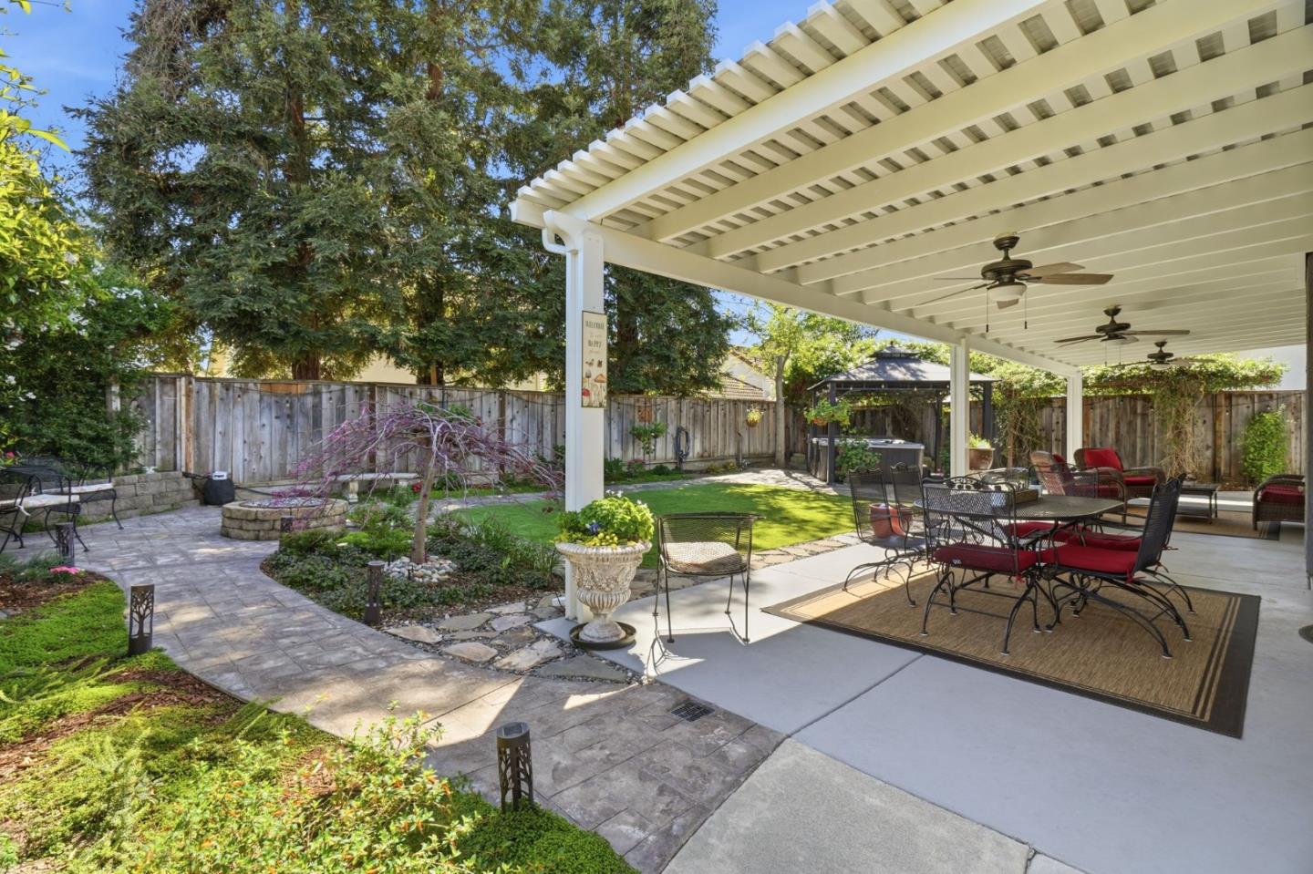 Detail Gallery Image 21 of 30 For 1140 Valbusa, Gilroy,  CA 95020 - 3 Beds | 2 Baths