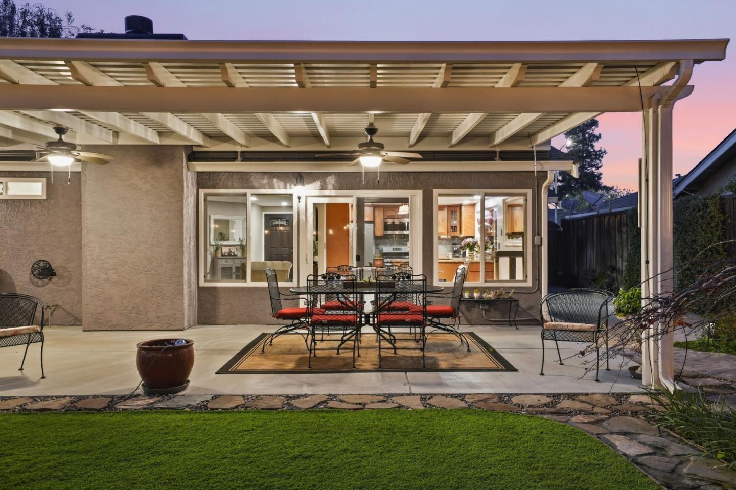 Detail Gallery Image 25 of 30 For 1140 Valbusa, Gilroy,  CA 95020 - 3 Beds | 2 Baths