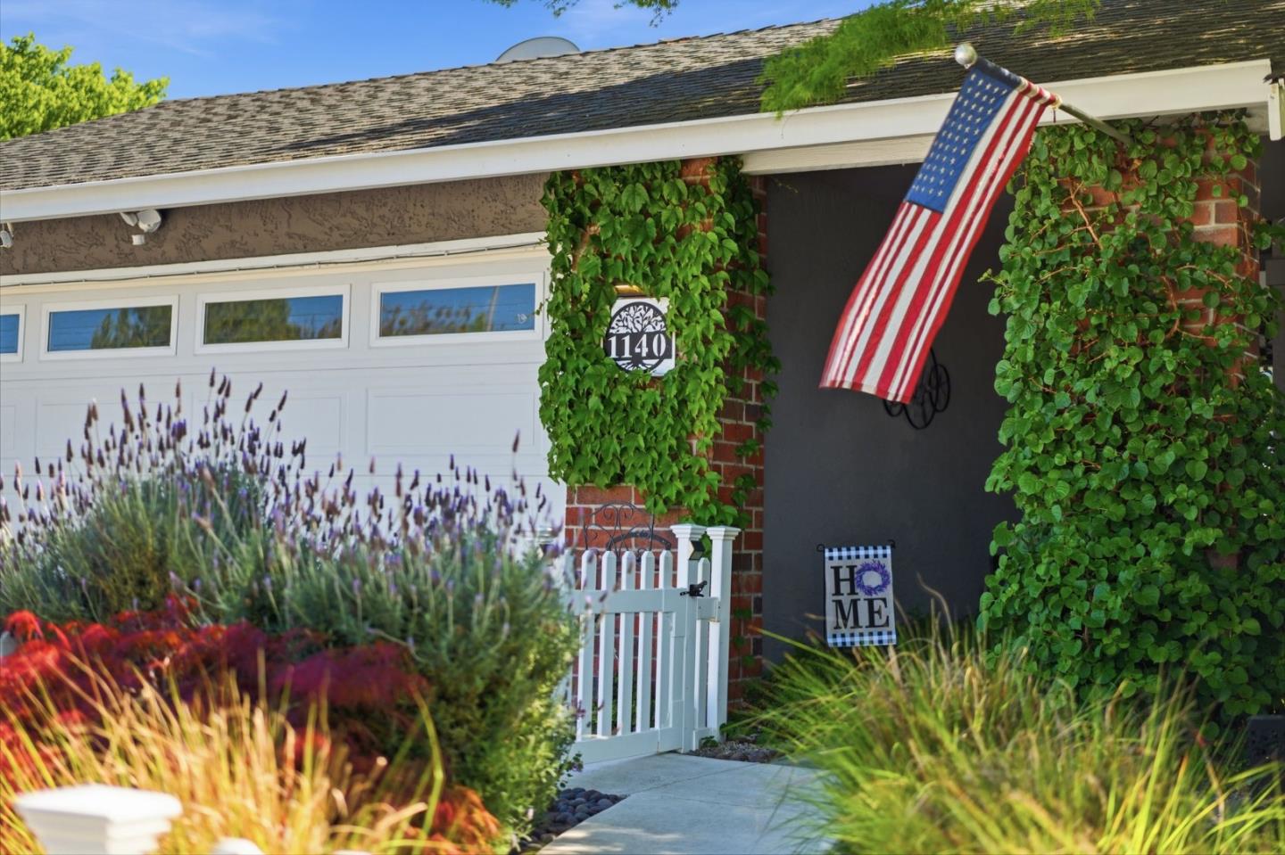 Detail Gallery Image 6 of 30 For 1140 Valbusa, Gilroy,  CA 95020 - 3 Beds | 2 Baths