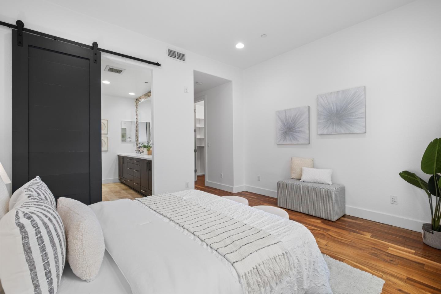 Photo #22: ML82041990 Listing: Photo #22