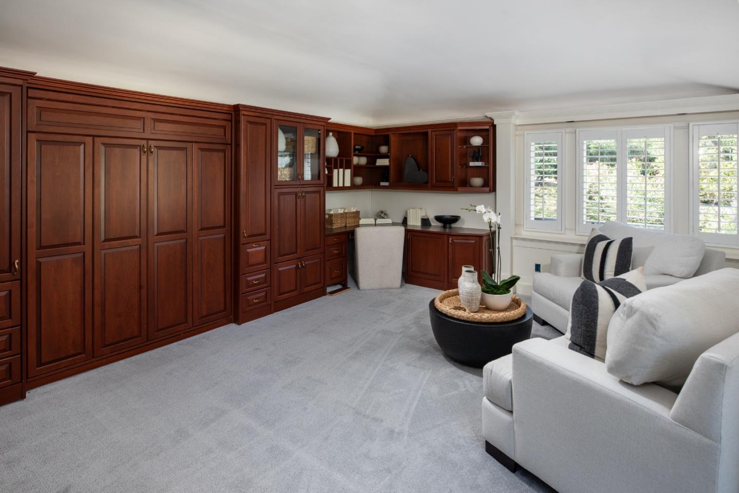 Detail Gallery Image 11 of 35 For 10950 Magdalena Rd, Los Altos Hills,  CA 94024 - 4 Beds | 4 Baths