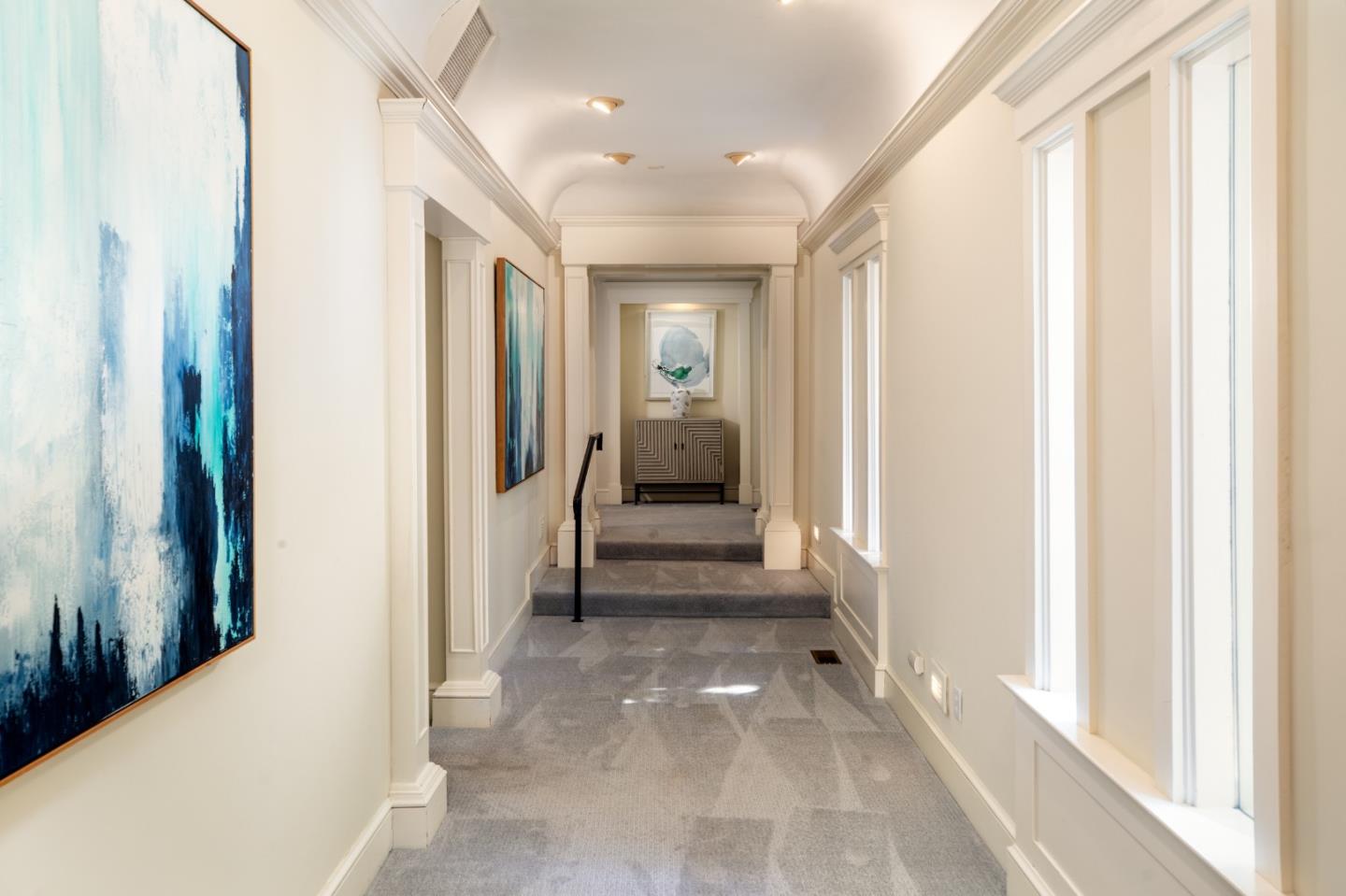 Detail Gallery Image 14 of 35 For 10950 Magdalena Rd, Los Altos Hills,  CA 94024 - 4 Beds | 4 Baths