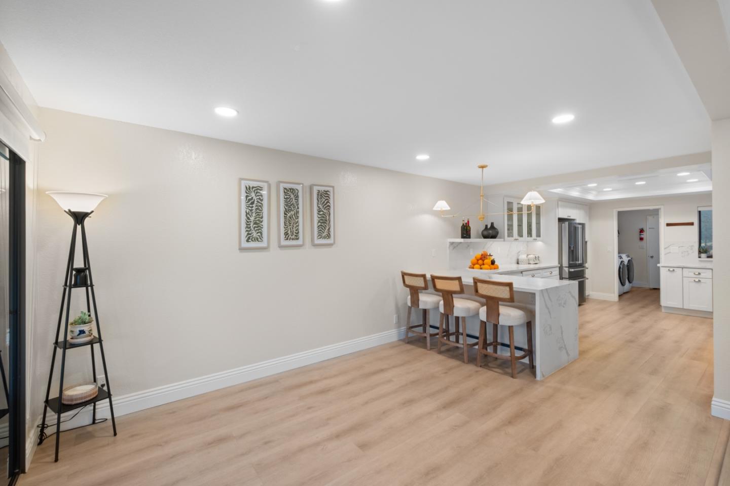 Detail Gallery Image 10 of 30 For 7015 via Valverde, San Jose,  CA 95135 - 3 Beds | 2 Baths