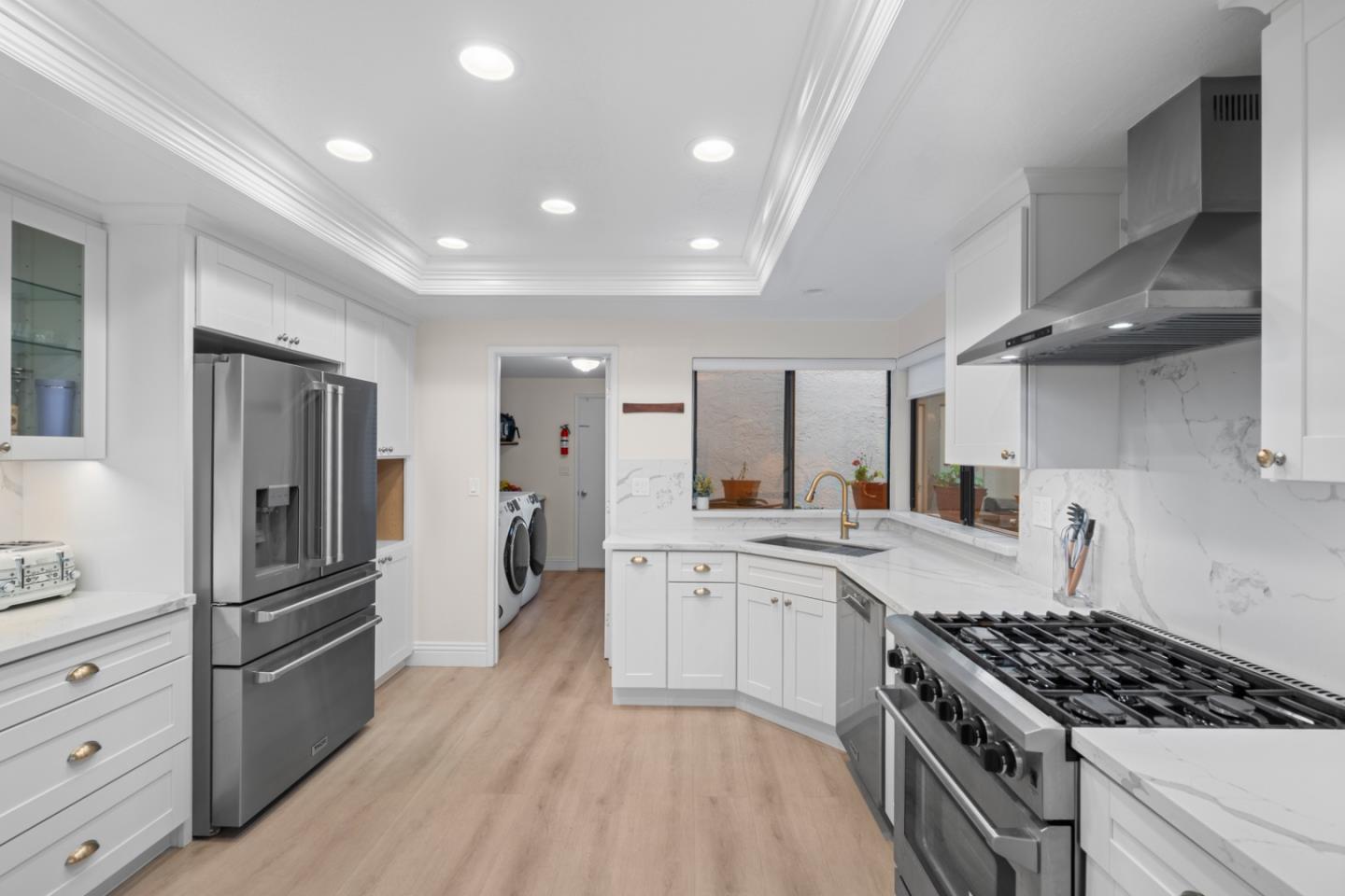 Detail Gallery Image 16 of 30 For 7015 via Valverde, San Jose,  CA 95135 - 3 Beds | 2 Baths