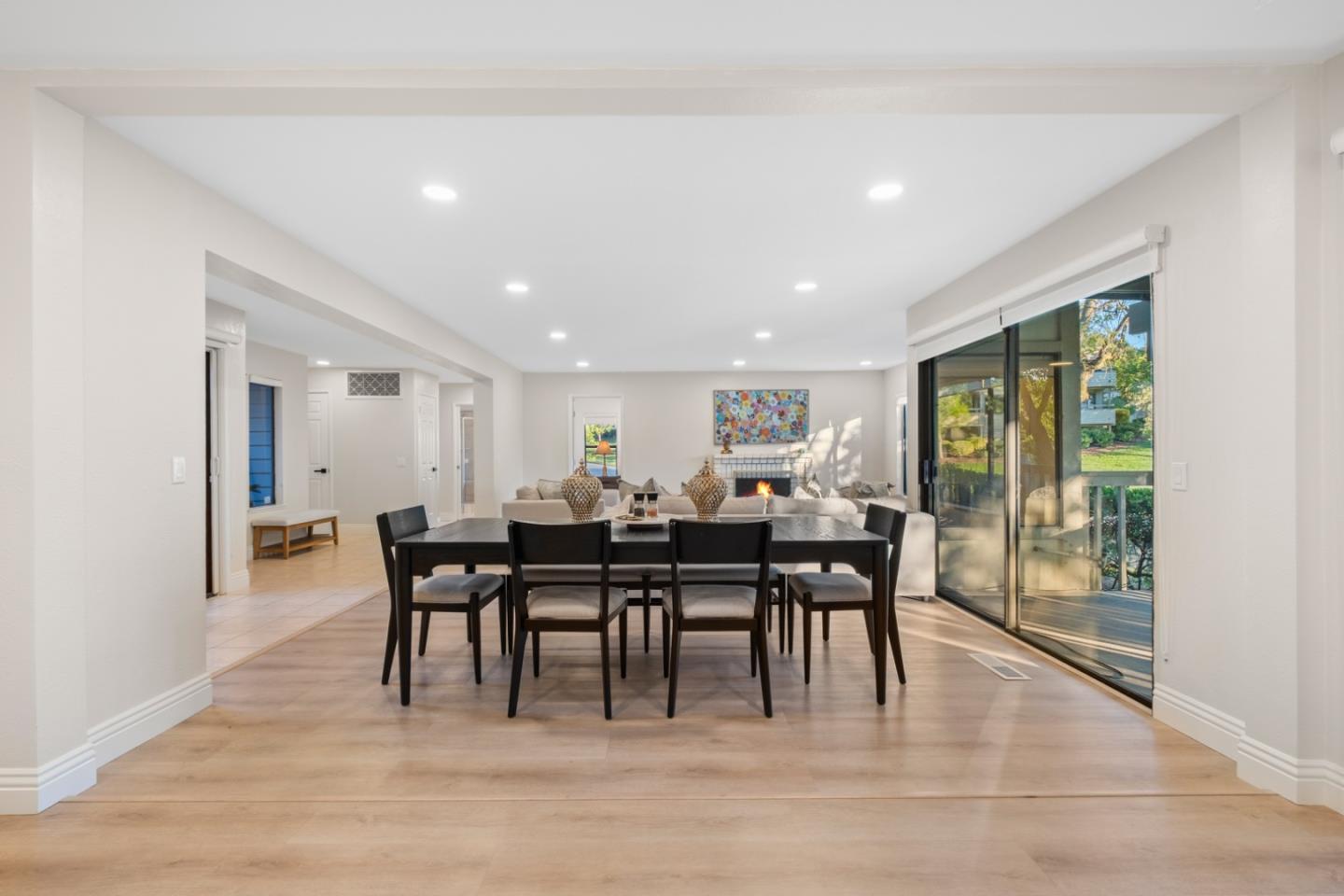 Detail Gallery Image 9 of 30 For 7015 via Valverde, San Jose,  CA 95135 - 3 Beds | 2 Baths