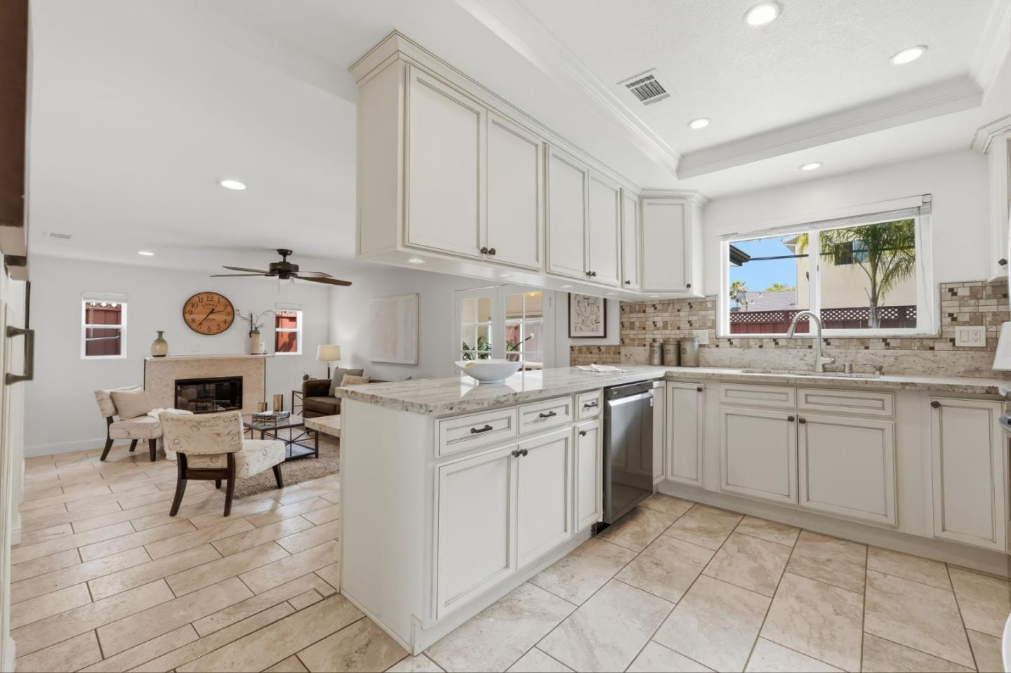 Detail Gallery Image 12 of 49 For 222 Belden, San Jose,  CA 95123 - 3 Beds | 2/1 Baths