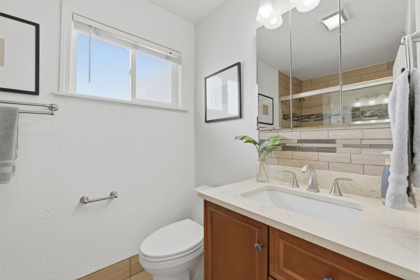 Detail Gallery Image 32 of 49 For 222 Belden, San Jose,  CA 95123 - 3 Beds | 2/1 Baths