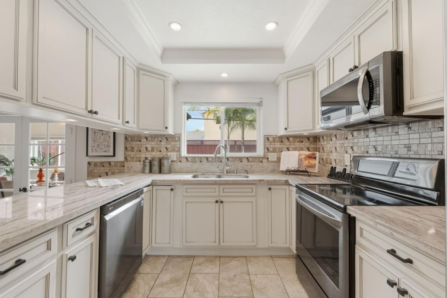 Detail Gallery Image 8 of 49 For 222 Belden, San Jose,  CA 95123 - 3 Beds | 2/1 Baths