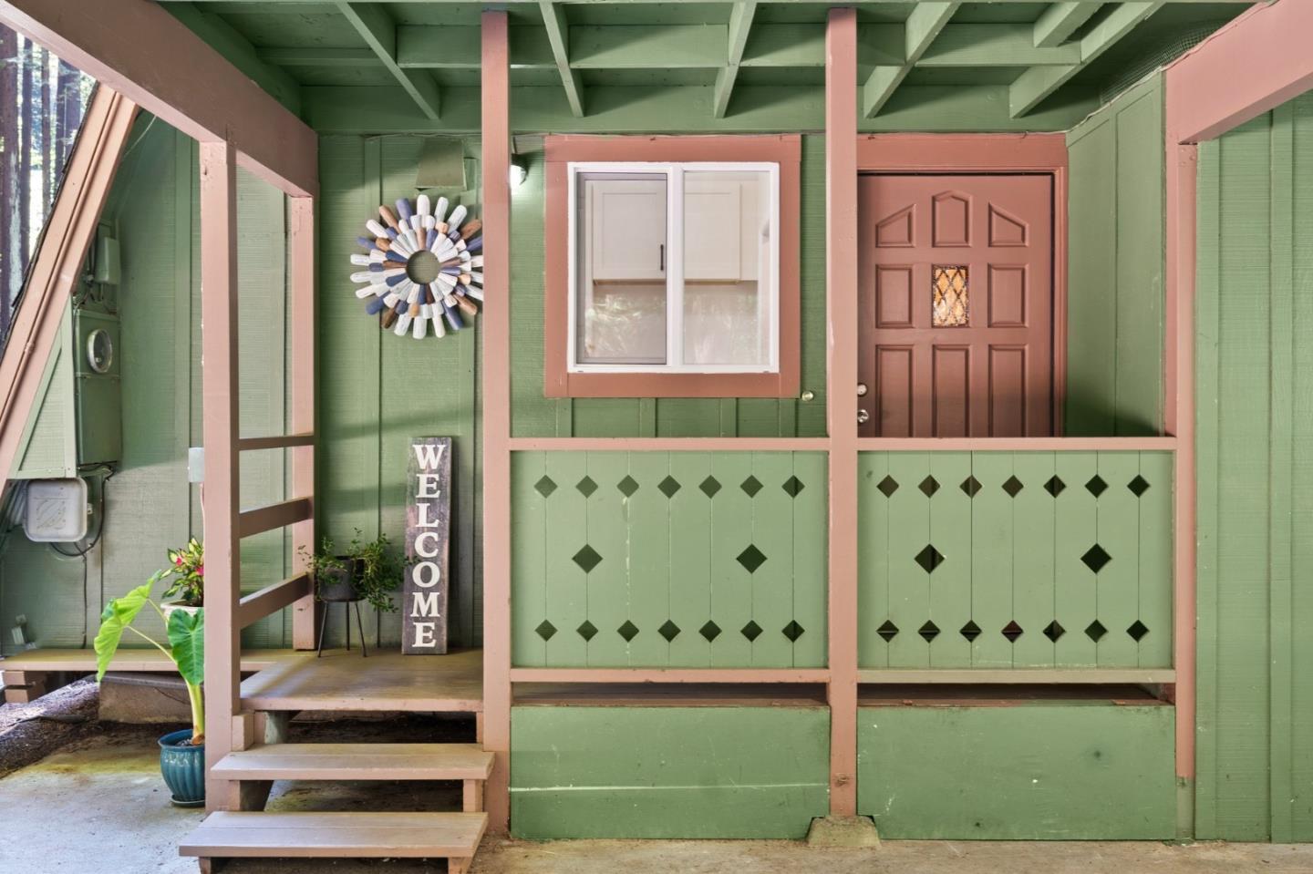 Detail Gallery Image 18 of 52 For 1666 Creek Dr, Felton,  CA 95018 - 4 Beds | 2/1 Baths