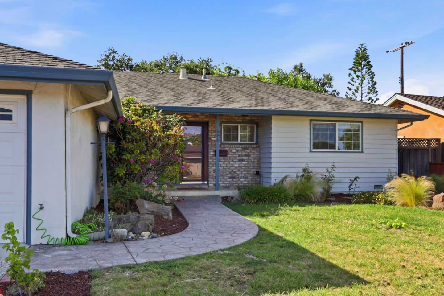 696 Giannini Drive, Santa Clara, CA, 95051