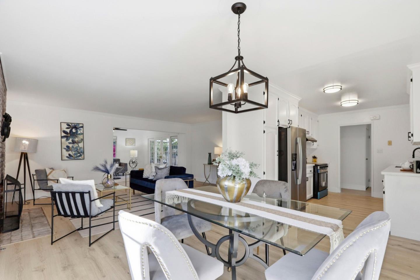 Detail Gallery Image 9 of 34 For 696 Giannini Dr, Santa Clara,  CA 95051 - 3 Beds | 2 Baths