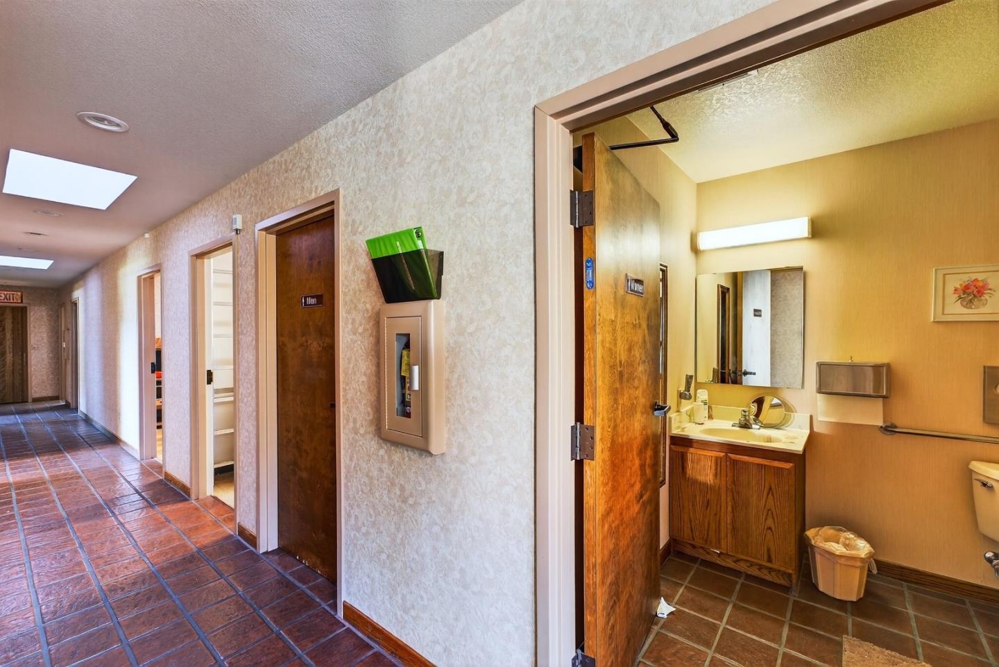 Detail Gallery Image 13 of 26 For 11080 Commercial Pkwy, Castroville,  CA 95012 - – Beds | – Baths