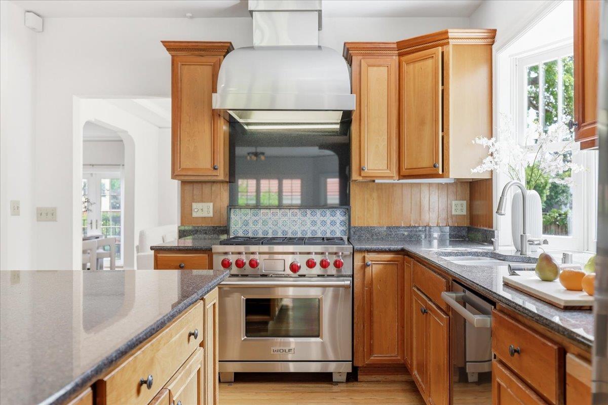 Detail Gallery Image 19 of 90 For 620 Vera Ave, Redwood City,  CA 94061 - 4 Beds | 3 Baths