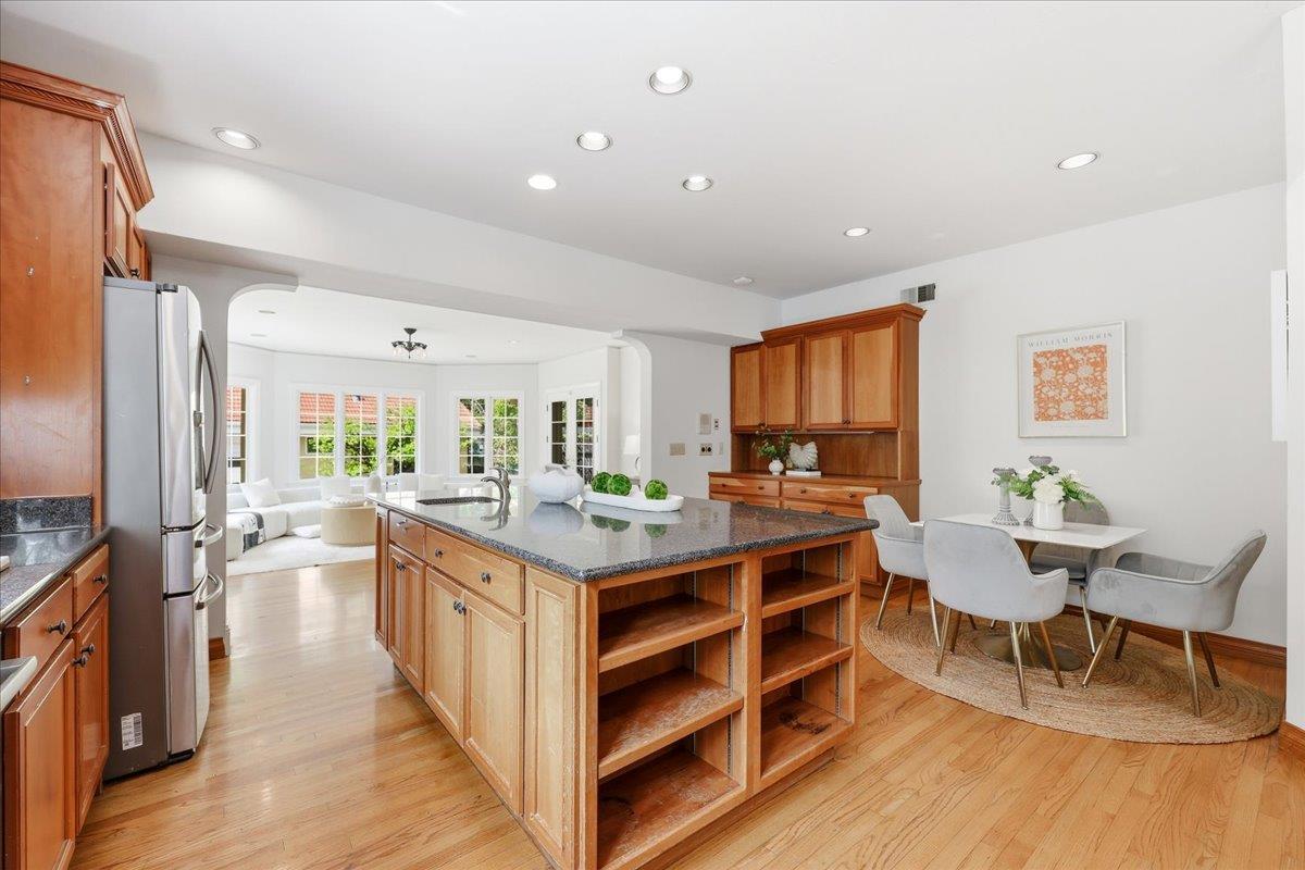 Detail Gallery Image 23 of 90 For 620 Vera Ave, Redwood City,  CA 94061 - 4 Beds | 3 Baths