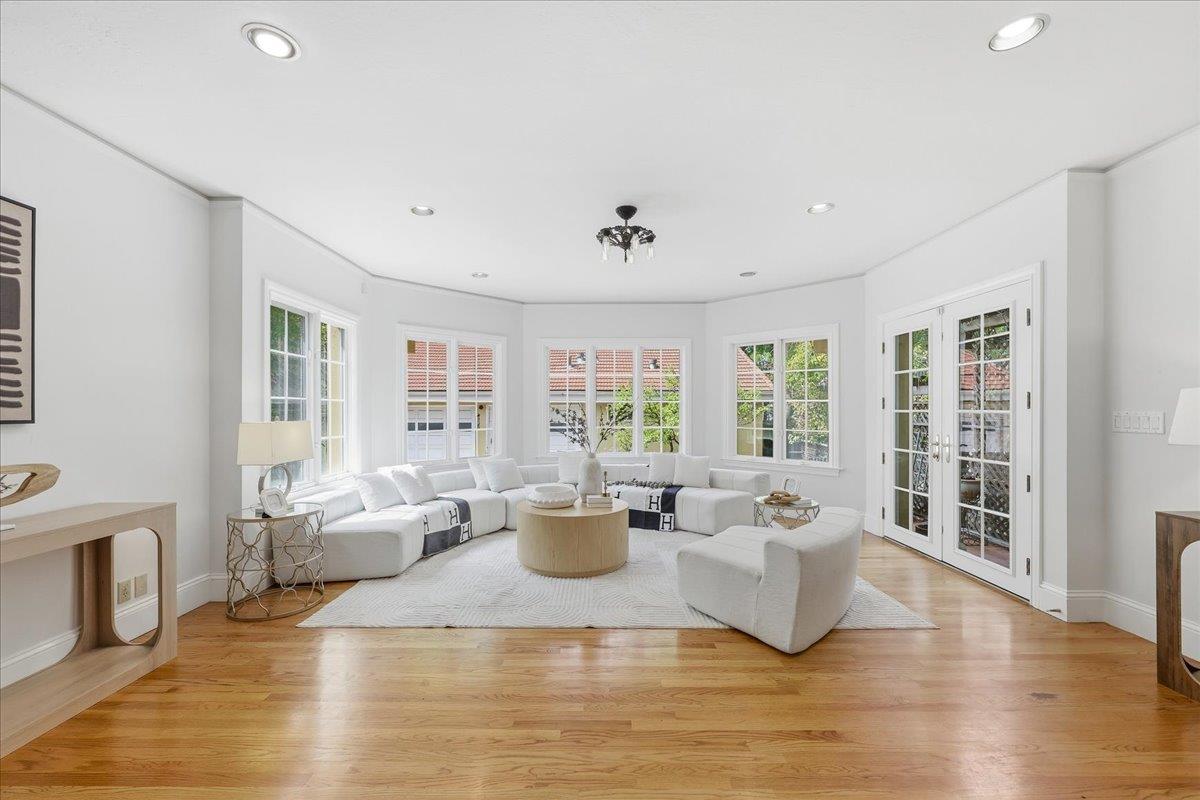 Detail Gallery Image 27 of 90 For 620 Vera Ave, Redwood City,  CA 94061 - 4 Beds | 3 Baths