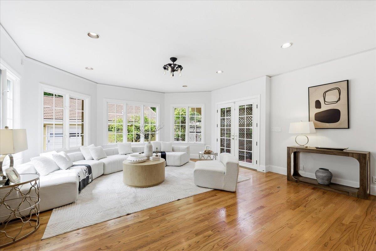 Detail Gallery Image 28 of 90 For 620 Vera Ave, Redwood City,  CA 94061 - 4 Beds | 3 Baths