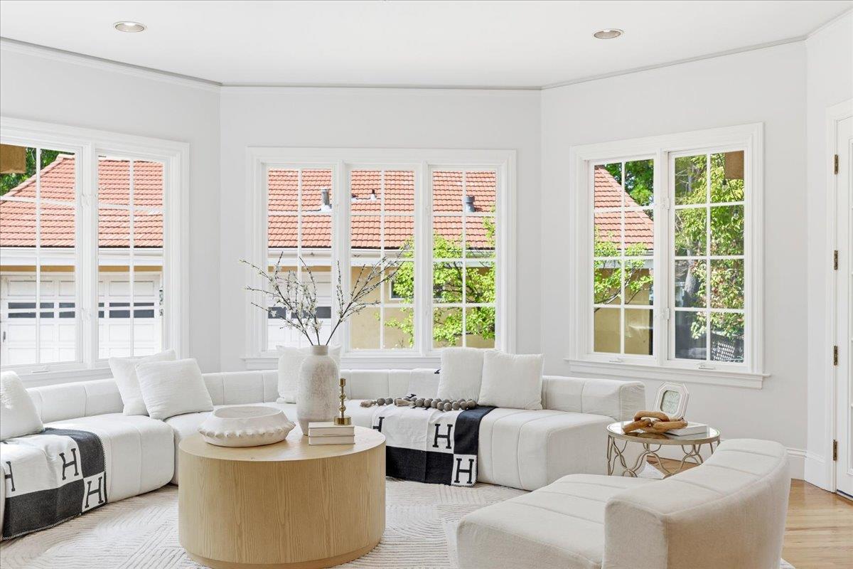 Detail Gallery Image 29 of 90 For 620 Vera Ave, Redwood City,  CA 94061 - 4 Beds | 3 Baths