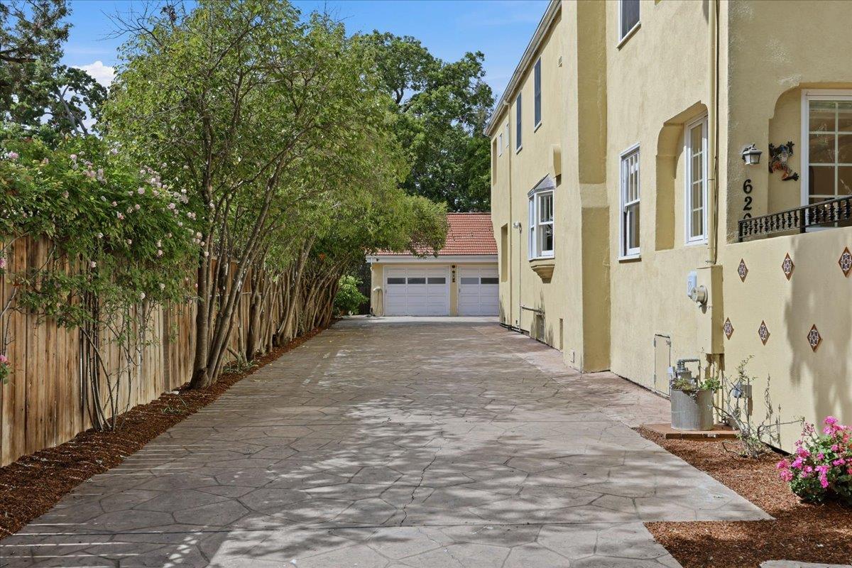 Detail Gallery Image 74 of 90 For 620 Vera Ave, Redwood City,  CA 94061 - 4 Beds | 3 Baths