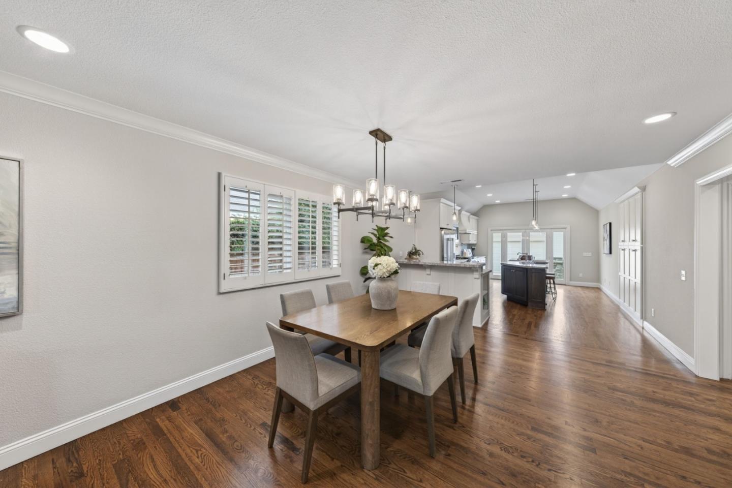 Detail Gallery Image 11 of 47 For 1450 Mercer Ave, San Jose,  CA 95125 - 3 Beds | 2/1 Baths