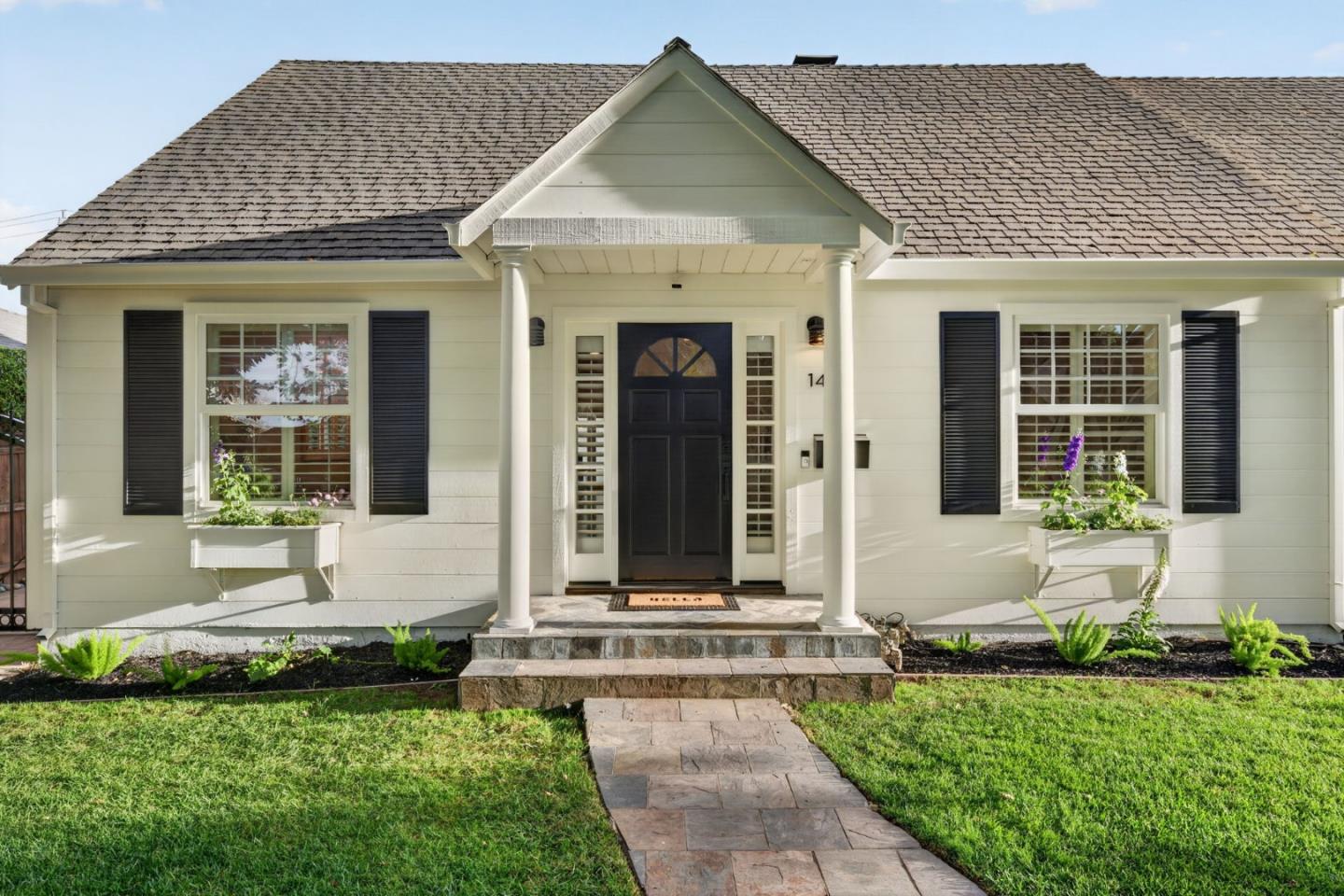 Detail Gallery Image 4 of 47 For 1450 Mercer Ave, San Jose,  CA 95125 - 3 Beds | 2/1 Baths