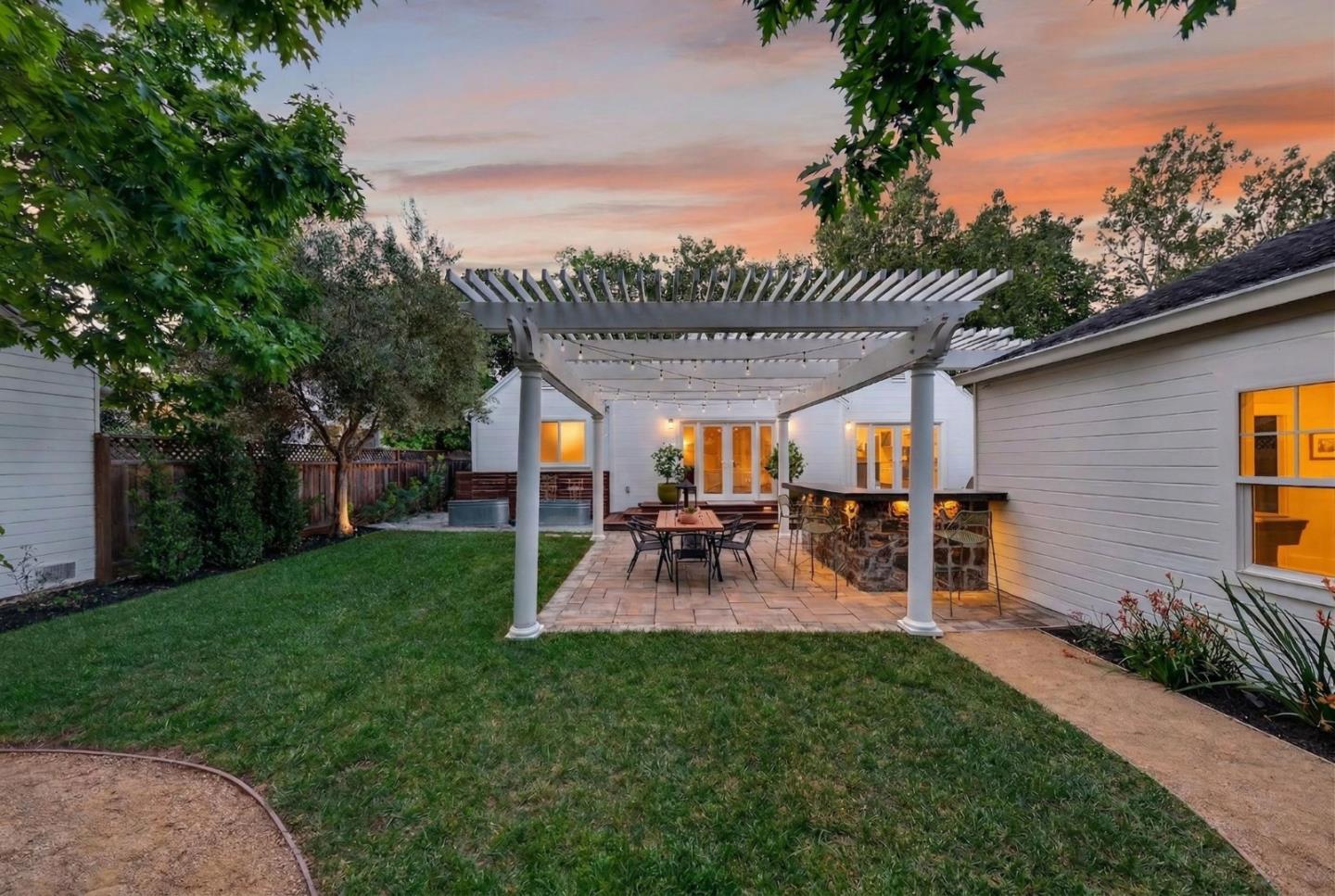 Detail Gallery Image 43 of 47 For 1450 Mercer Ave, San Jose,  CA 95125 - 3 Beds | 2/1 Baths