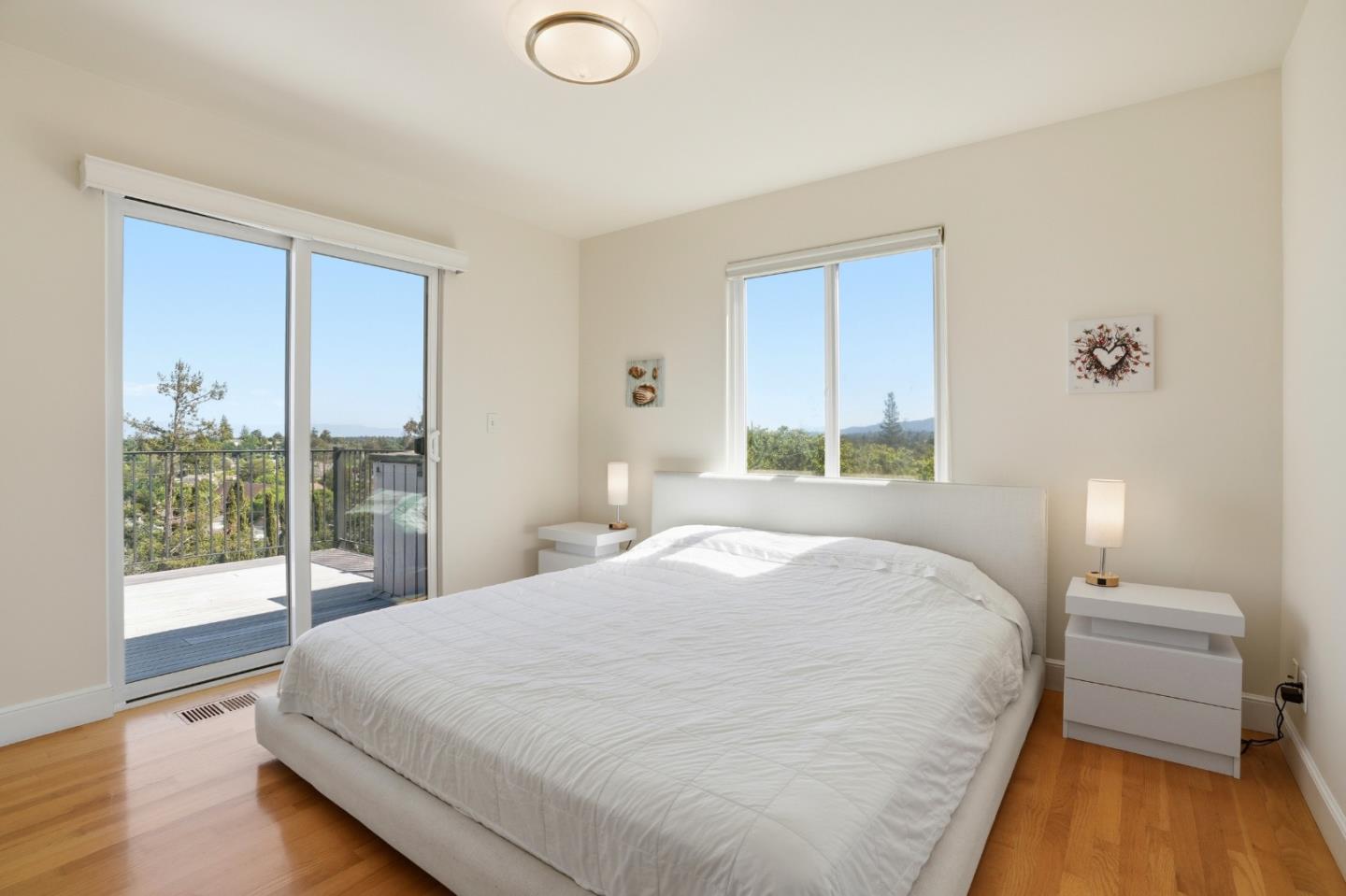 Detail Gallery Image 14 of 28 For 531 Upland Rd, Redwood City,  CA 94062 - 1 Beds | 1 Baths