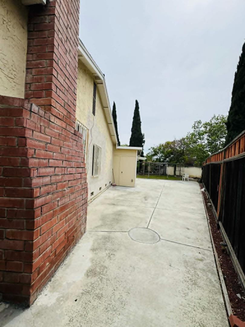 Detail Gallery Image 19 of 26 For 1227 Letitia Ct, San Jose,  CA 95122 - 3 Beds | 2 Baths